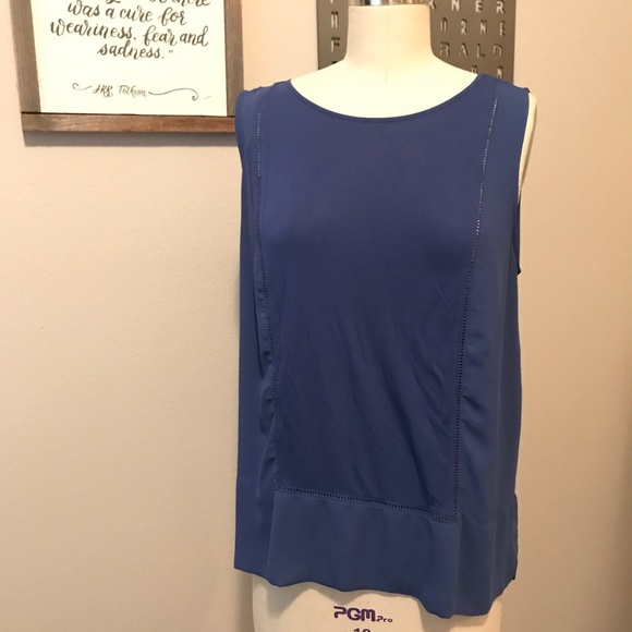 🛍LAST CHANCE🛍 LOFT Mixed Media Top